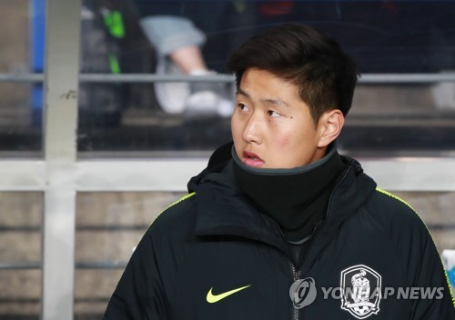 이강인, '출격 준비 완료'(울산=연합뉴스) 한종찬 기자 = 22일 오후 울산 문수축구경기장에서 열린 대한민국 남자 축구대표팀과 볼리비아의 평가전. 이강인이 벤치에 서있다. 2019.3.22 saba@yna.co.kr