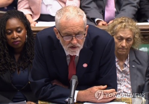 보리스 존슨 총리와 격돌한 제러미 코빈 노동당 대표 [EPA=연합뉴스]