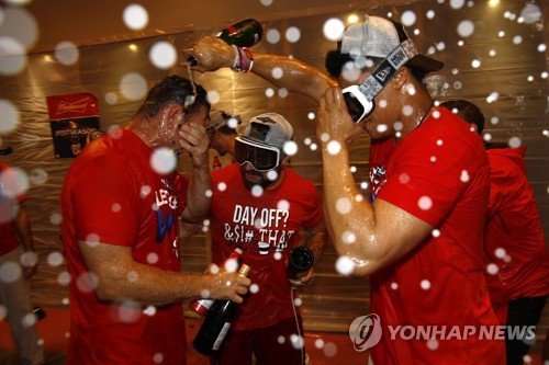 디비전시리즈 진출 확정한 워싱턴 내셔널스 선수단[AP=연합뉴스]