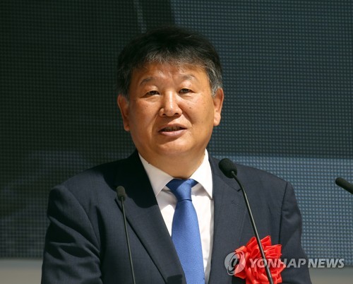 도쿄 한일교류행사장에 간 노태강 문체부 2차관(도쿄=연합뉴스) 이세원 특파원 = 28일 일본 도쿄도(東京都) 지요다(千代田)구 히비야(日比谷)공원에서 열린 '한일축제한마당' 개회식에서 노태강 문화체육관광부 2차관이 축사를 하고 있다. 2019.9.28 sewonlee@yna.co.kr