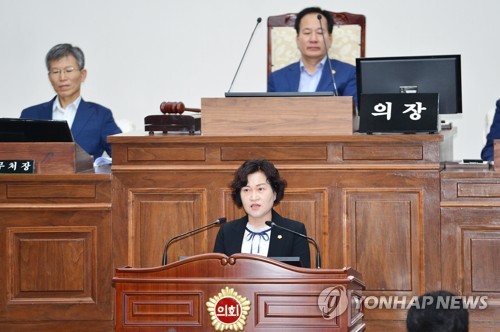 자발언하는 이상옥 울산시의원 [울산시의회 제공.재판매 및 DB 금지]