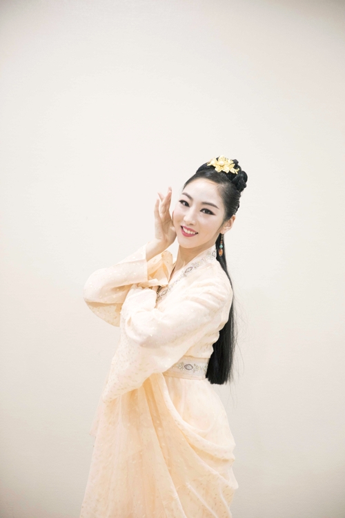 무용극 '처용'에서 가야 역을 맡은 최나리[국립국악원 제공]