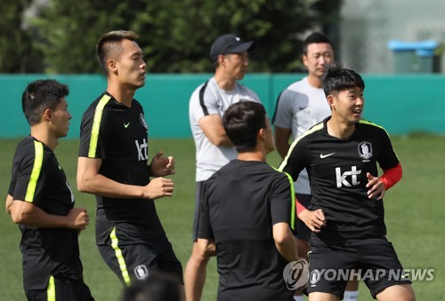 손흥민 등 축구대표팀 선수들의 훈련 장면[연합뉴스 자료 사진]