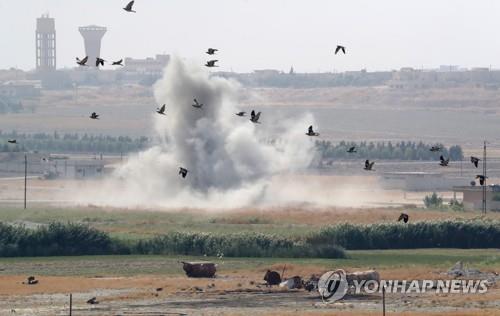 터키군의 공격을 받은 시리아 국경도시 라스 알-아인 [EPA=연합뉴스]