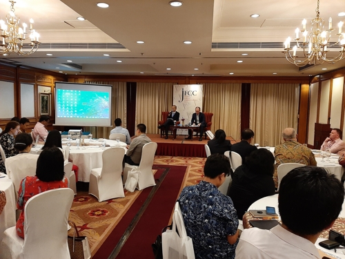 임성남 주 아세안 대사, 자카르타 외신기자클럽 강연[자카르타=연합뉴스]