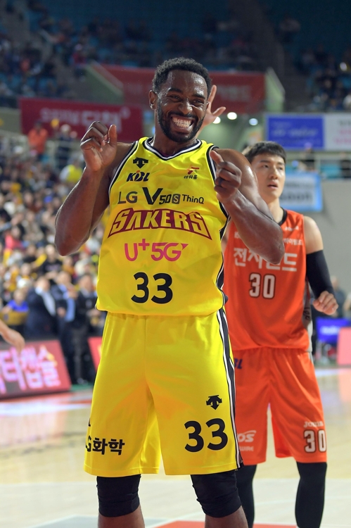 LG 새 외국인 선수 해리스.[KBL 제공]