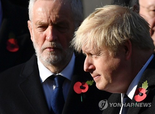 코빈(왼쪽) 노동당 대표와 존슨 영국 총리 [AFP=연합뉴스]
