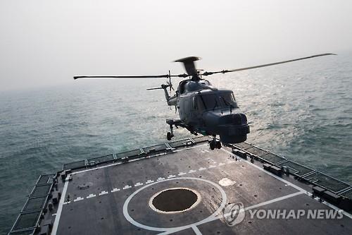 링스 헬기 이륙 장면[연합뉴스 자료사진]