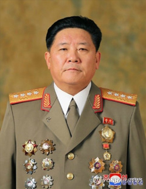 대장 진급한 김정관, 북한 노동당 정치국 후보위원으로 보선(서울=연합뉴스) 북한이 지난 28일부터 31일까지 진행된 노동당 중앙위원회 제7기 제5차 전원회의를 통해 김정관을 정치국 후보위원으로 보선했다고 조선중앙통신이 1일 보도했다. 사진은 이날 중앙통신 홈페이지에 공개된 것으로, 김정관이 대장 계급장(별 4개)이 달린 군복을 입고 있다. 2020.1.1 
    [국내에서만 사용가능. 재배포 금지. For Use Only in the Republic of Korea. No Redistribution] nkphoto@yna.co.kr