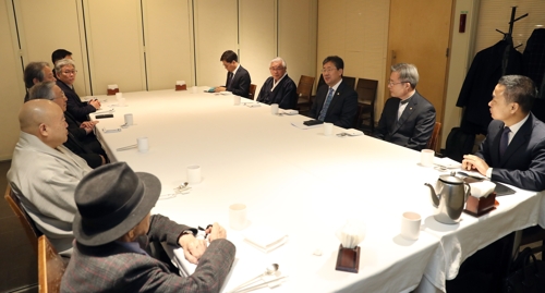 박양우 문체부장관-종교계 지도자 간담회[문화체육관광부 제공]