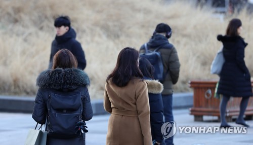 '아침엔 너무 추워'[연합뉴스 자료사진]