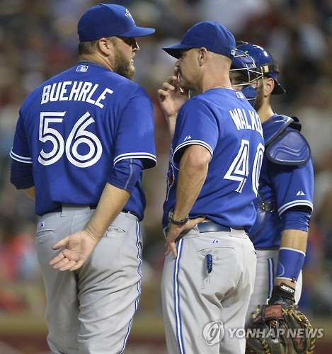 토론토 블루제이스 투수 코치 피트 워커(가운데)[EPA=연합뉴스 자료사진]