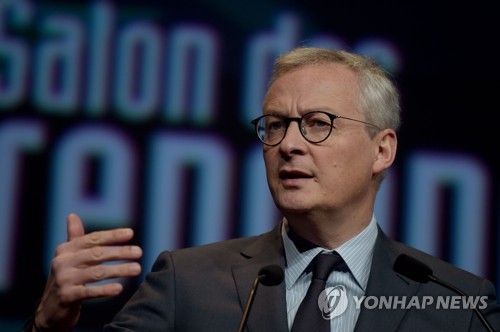 지난 6일 파리의 한 기업인 포럼에서 연설하는 브뤼노 르메르 프랑스 재정경제부 장관 [AFP=연합뉴스 자료사진]