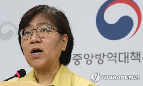 정부 "코로나19 새 국면…역학적 관계없는 환자 늘어날 수 있어"[연합뉴스 자료사진]