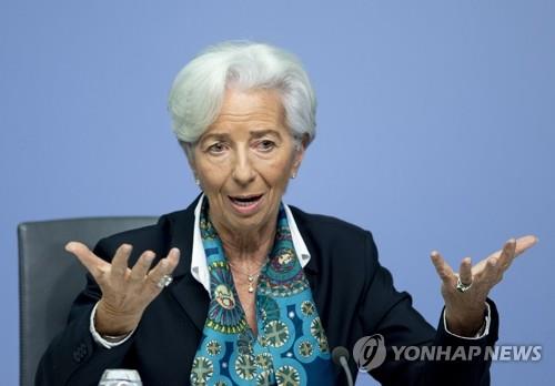 통화정책회의 후 기자회견 하는 라가르드 ECB총재자료 사진