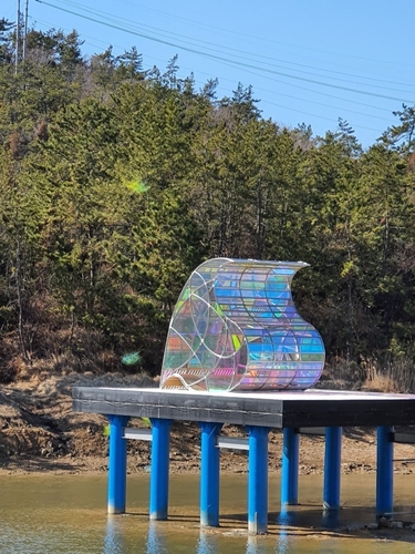 호수 위 예배당[신안군 제공·재판매 및 DB 금지]