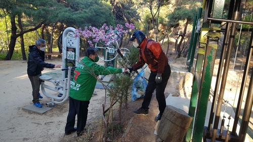 지지 촉구하는 조원진 후보[조원진 후보 측 제공.재판매 및 DB 금지]