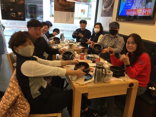 박성현 후보 '동래 먹방 곱빼기 유세단'[더불어민주당 제공. 재판매 및 DB 금지]