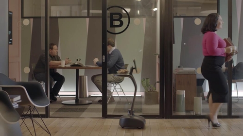 짐 나르는 커뮤니티 로봇[삼성물산 제공]