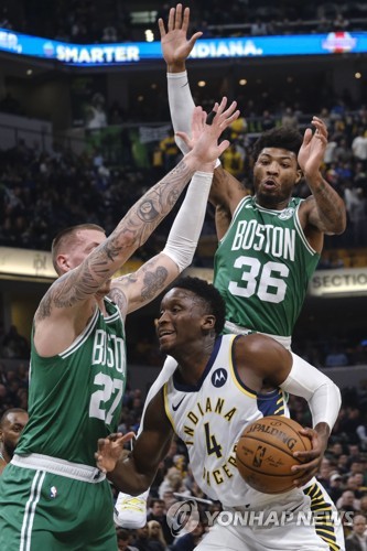 보스턴의 클래식 그린 유니폼 2019-2020시즌 버전. [AP=연합뉴스]