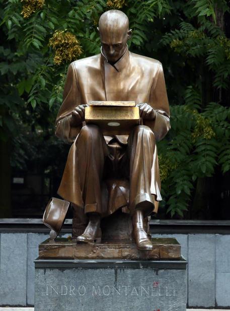 인드로 몬타넬리 동상. [ANSA 통신 자료사진]