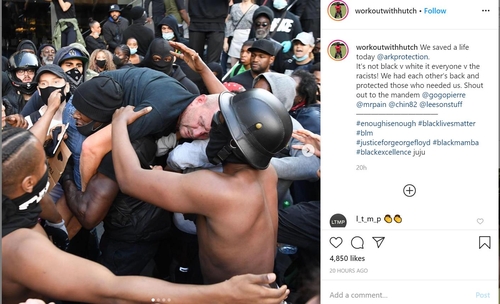 백인 남성을 구하는 자신의 사진을 소셜 미디어에 올린 패트릭 허치슨[패트릭 허치슨 인스타그램 캡처. 재판매 및 DB 금지]