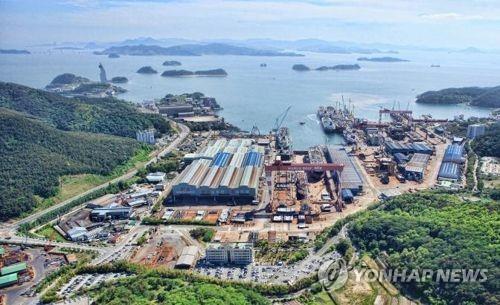 STX조선해양 진해 조선소 전경[연합뉴스 자료사진]