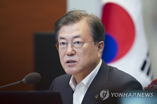 발언하는 문 대통령(서울=연합뉴스) 이진욱 기자 = 문재인 대통령이 22일 오후 청와대에서 열린 제6차 공정사회 반부패정책협의회에서 발언하고 있다. cityboy@yna.co.kr