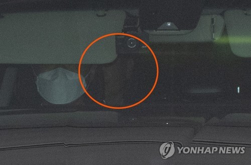 외출하는 윤석열 총장[연합뉴스 자료사진]