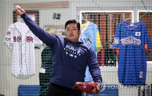 지난 4월 국내서 훈련한 최지만[연합뉴스 자료사진]