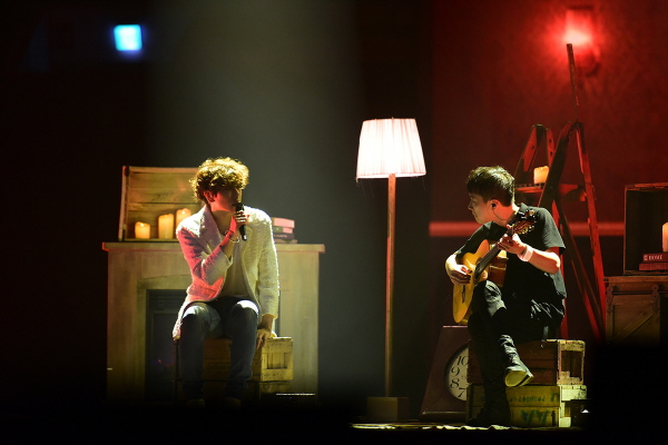 박효신, 정재일 (글러브엔터테인먼트 제공)