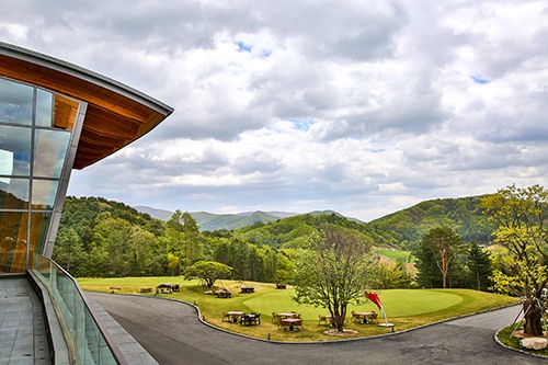 클럽하우스 광장(블루마운틴 사진).