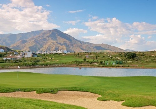 안달루시아 코스카델솔 매치9이 열리는 물이 많은 벨라 로마노 골프장. [사진=유러피언투어]