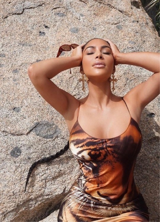 킴 카다시안 인스타