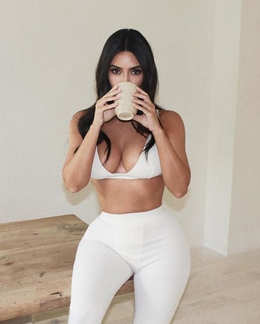 킴 카다시안 인스타