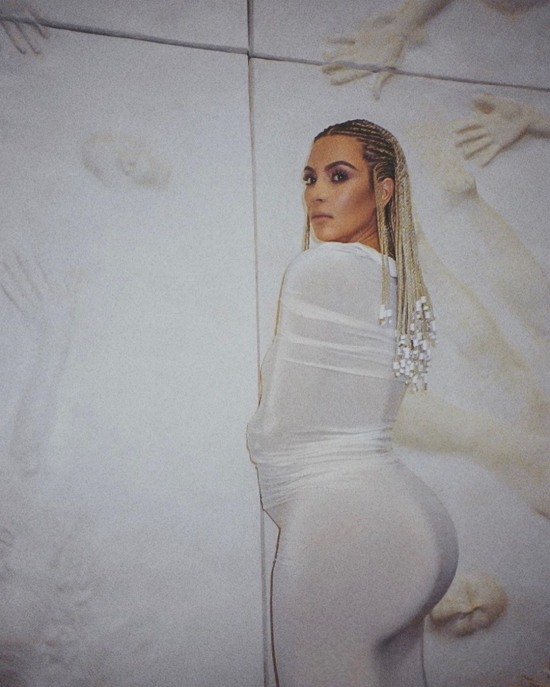 킴 카다시안 인스타