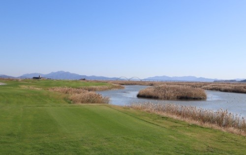 양잔디 코스인 사우스링스 영암의 카일 필립스 18홀이 이달 1일 개장했다.