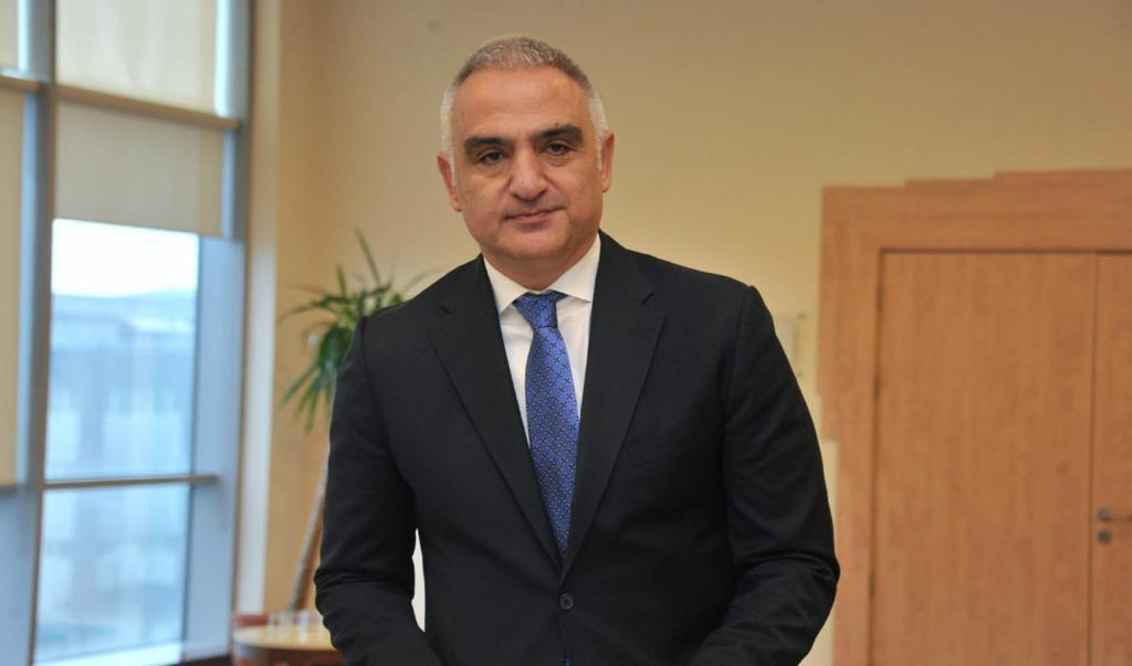 메흐메트 누리 에르소이(Mehmet Nuri Ersoy) 터키문화관광부 장관