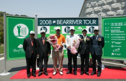 베어리버투어는 2006년부터 오랜 동안 2부 투어의 후원사였다.