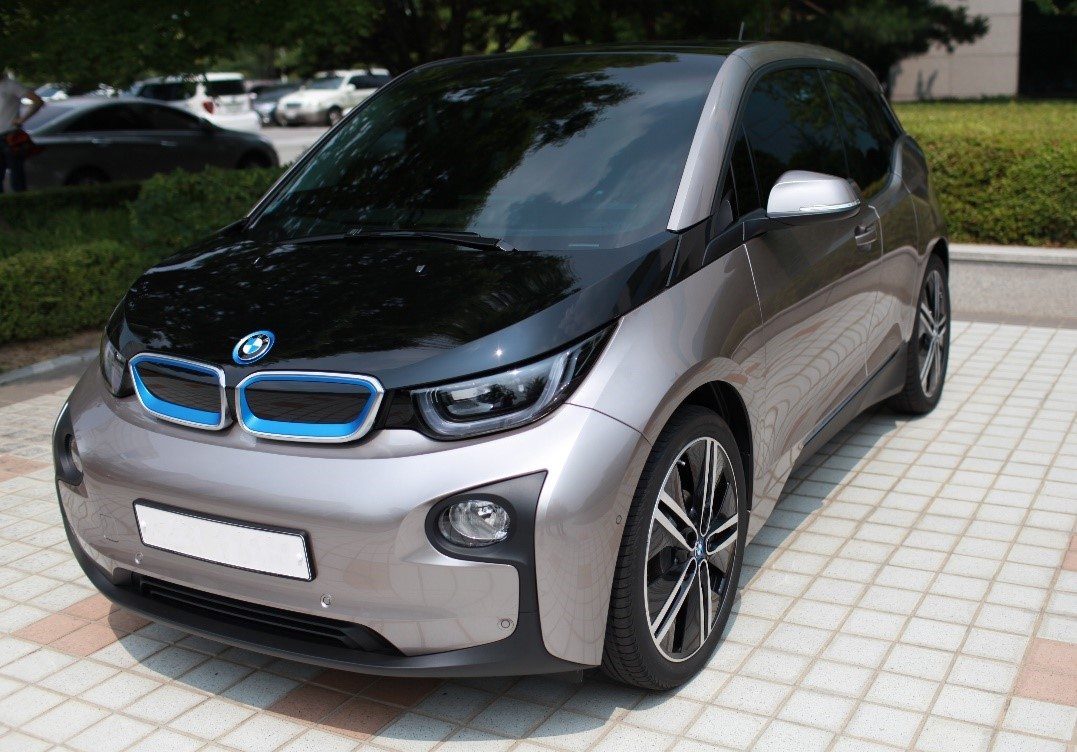 [삼성SDI의 배터리가 탑재된 전기차 BMW i3]