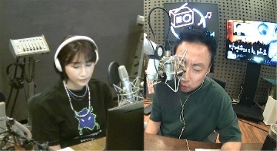 보이는 라디오 방송 화면 캡처