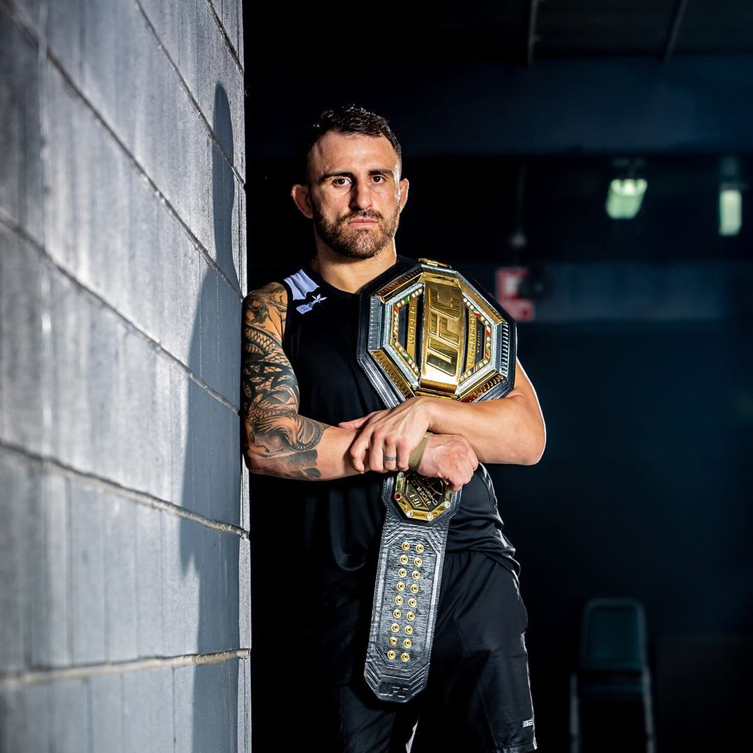 현 챔프 알렉산더 볼카노프스키. 정찬성의 발언과 달리 그에게 쉽지 않다. [본인 SNS 캡처]