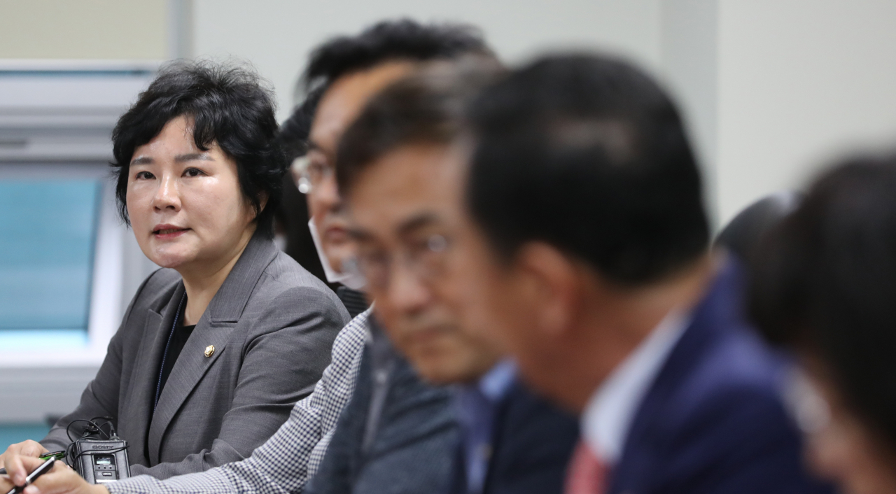 조수진 미래통합당 의원이 지난달 14일 오후 서울 여의도 국회 의원회관에서 열린 미래통합당 초선의원 긴급 간담회에서 발언하고 있다. [연합]