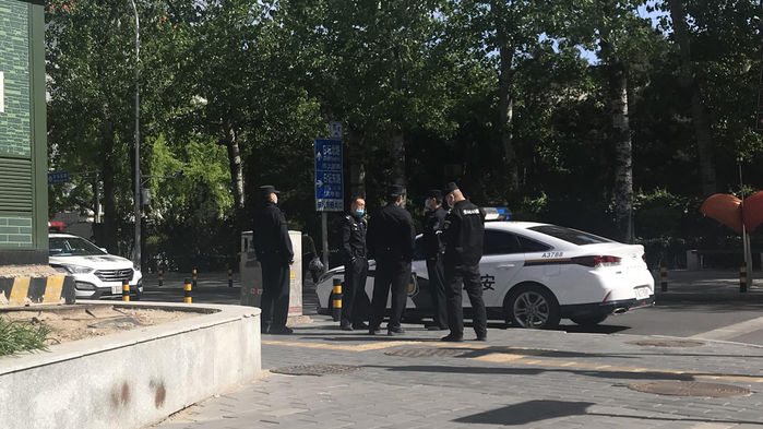 주중북한대사관에 배치된 중국 공안