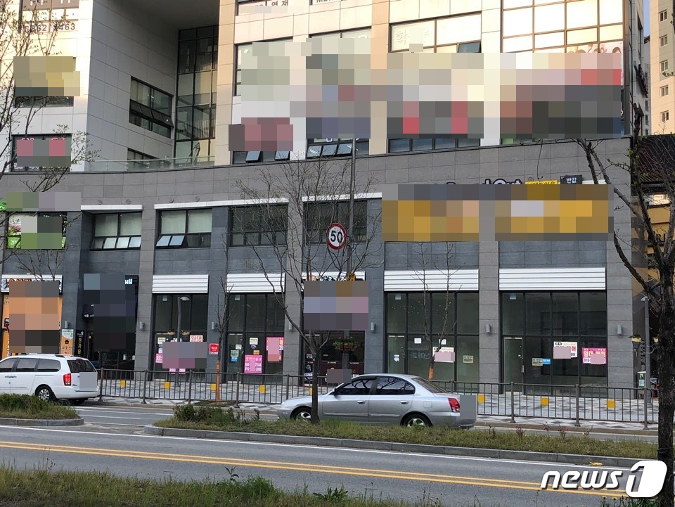 1층 상가가 대부분 빈 세종시 건물 / 김희준 © 뉴스1