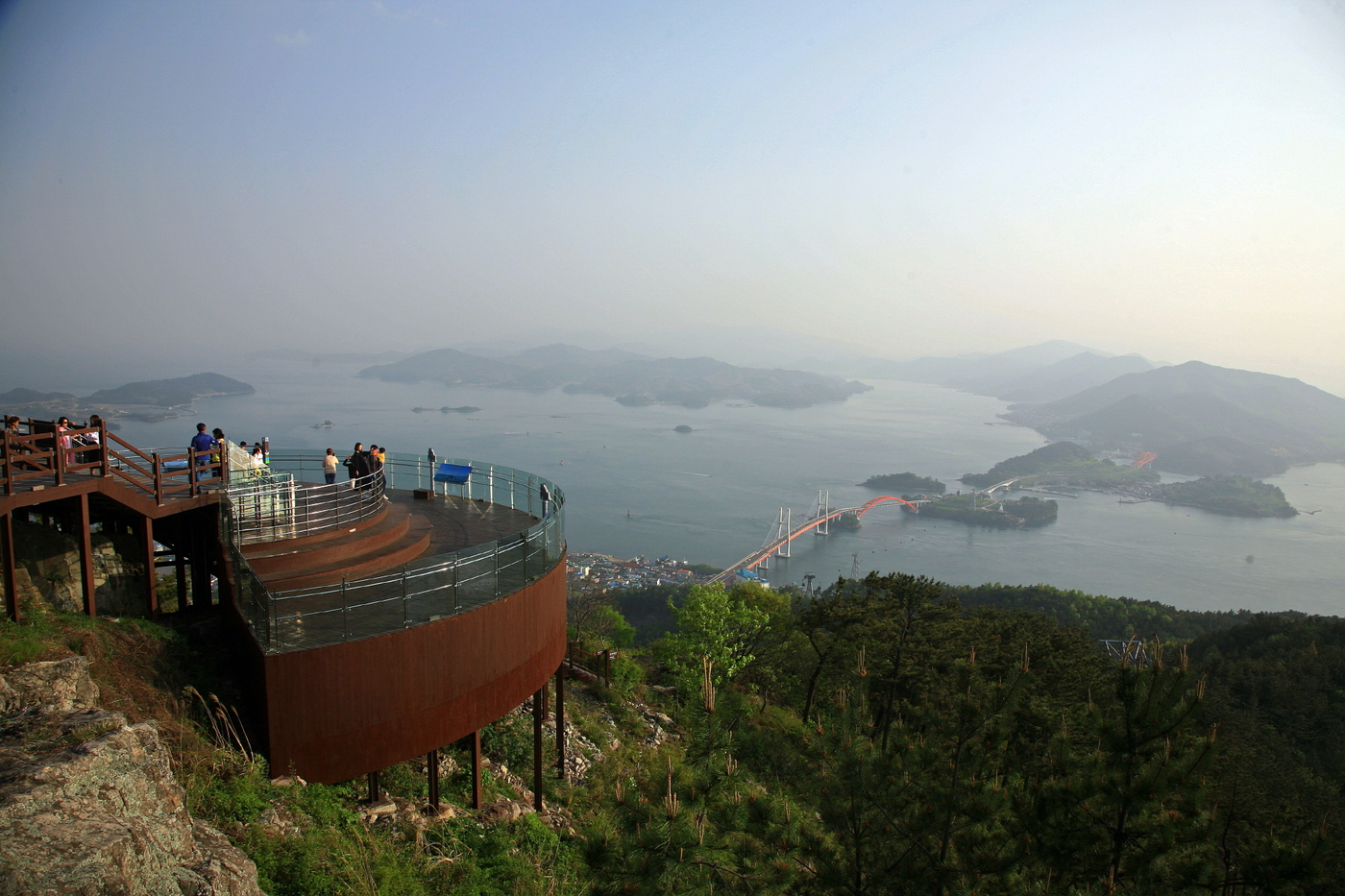 사천 각산전망대에서 바라본 한려해상국립공원의 비경