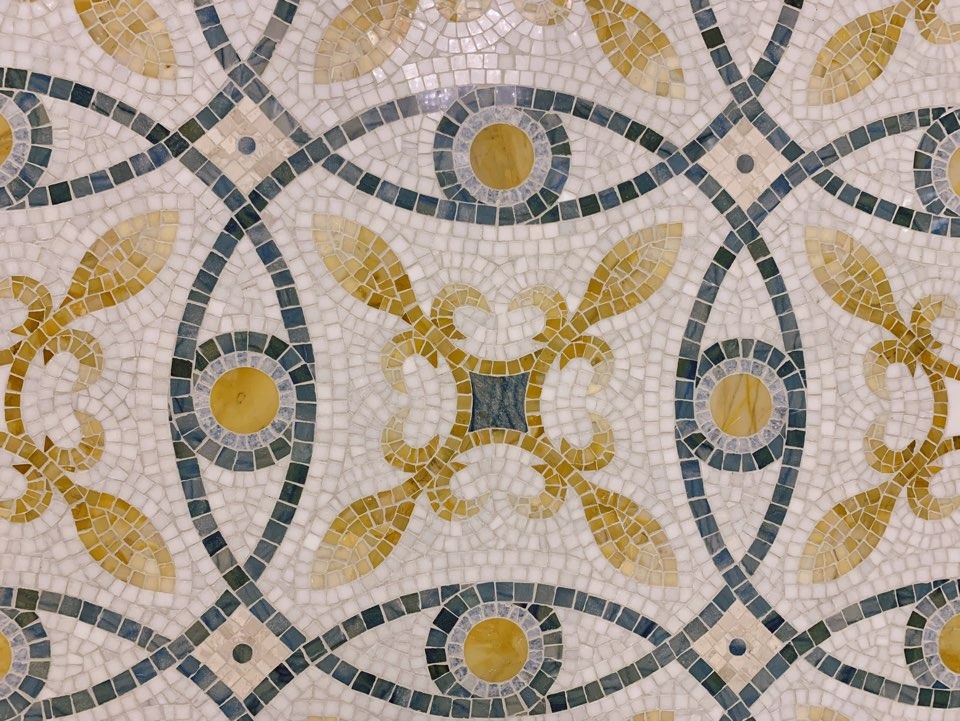 곳곳엔 5000여 가지의 무늬의 모자이크로 장식돼 있다© 뉴스1