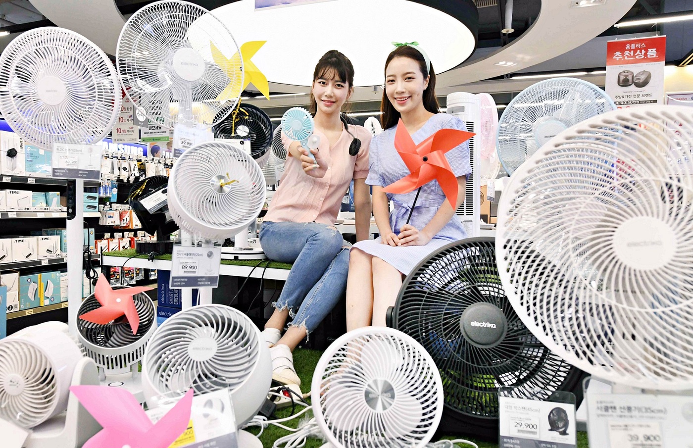 홈플러스 냉방가전 기획전.© 뉴스1