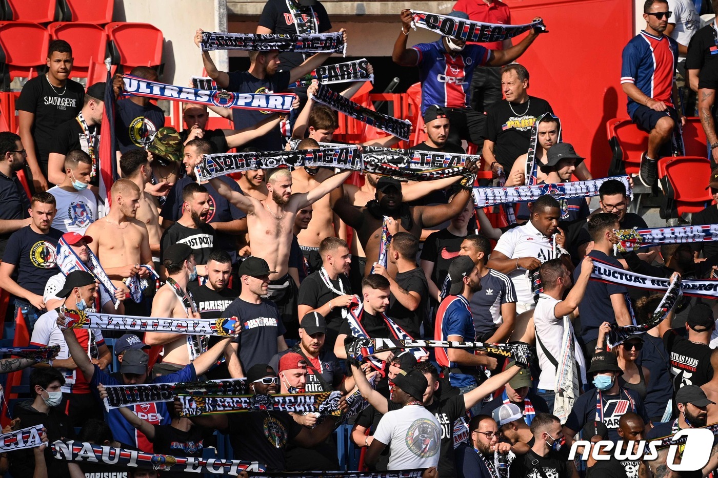 파리생제르맹과 바슬란드 베베른의 경기를 찾은 관중들의 모습. © AFP=뉴스1