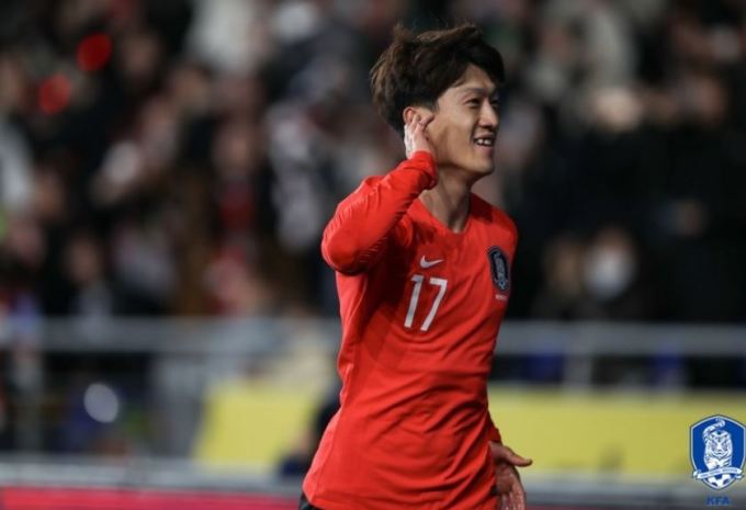 볼리비아전에서 결승골을 터뜨린 이청용. [사진= 대한 축구협회]